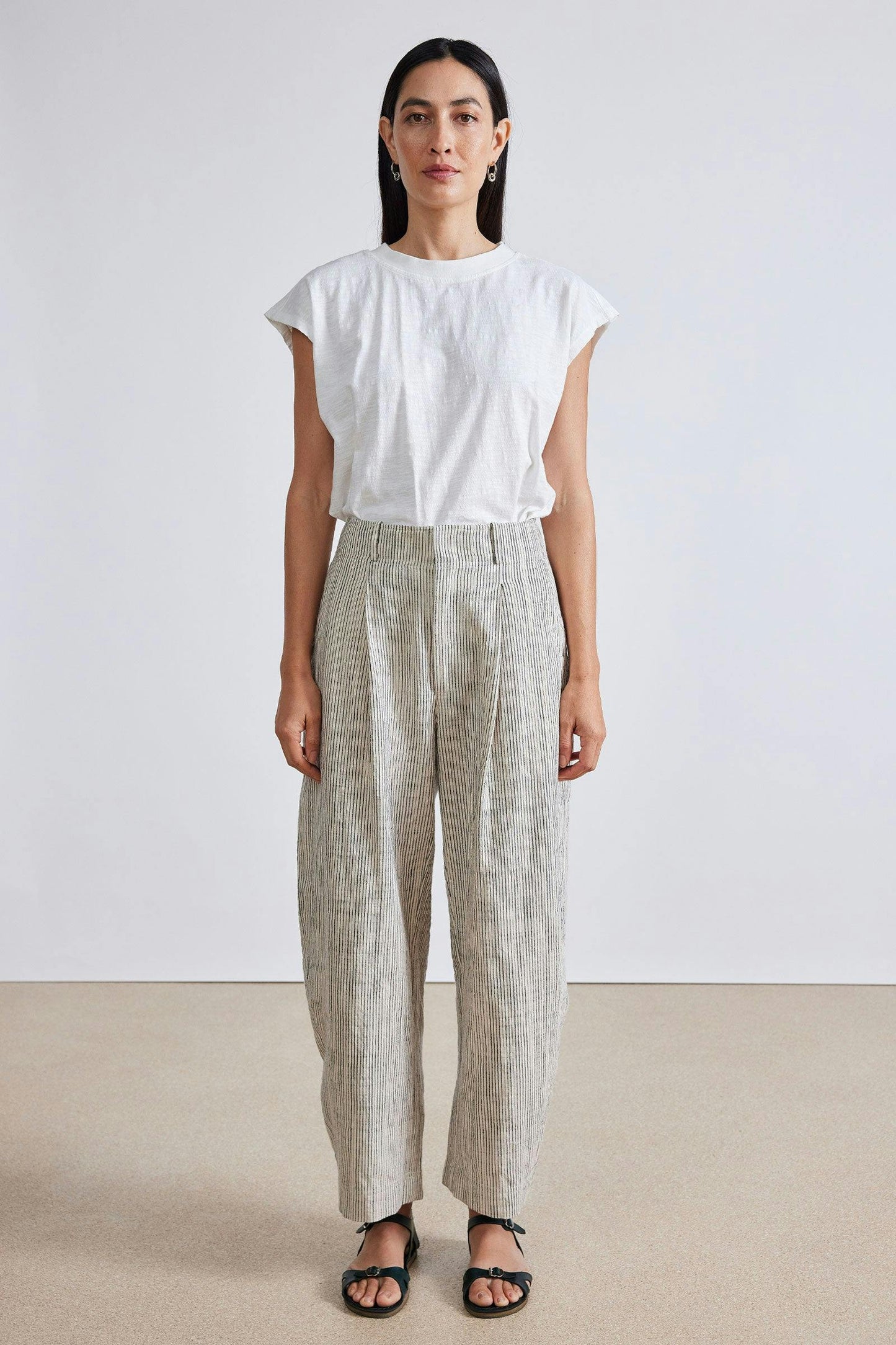 AA Cecilia Vest & Bari Crop Trousers Set